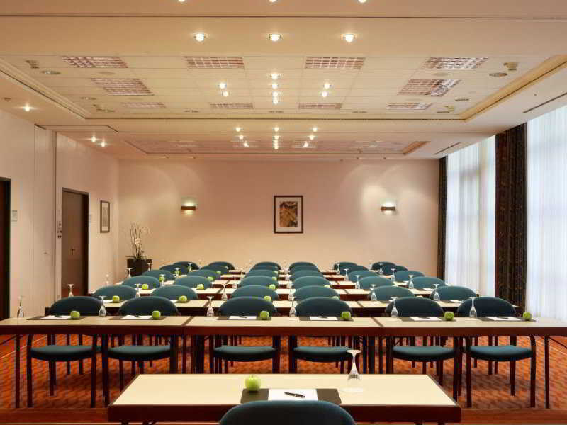 Steigenberger Dortmund Hotel Екстериор снимка